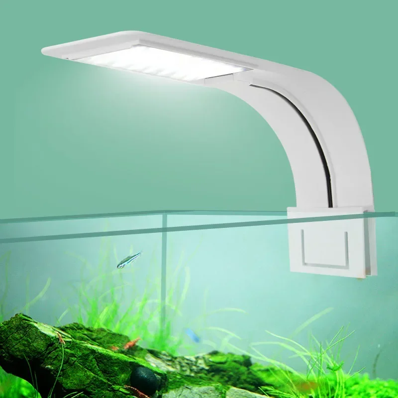Lampada per acquario a LED ult - Aquarium Plant Iron recensione e prezzo